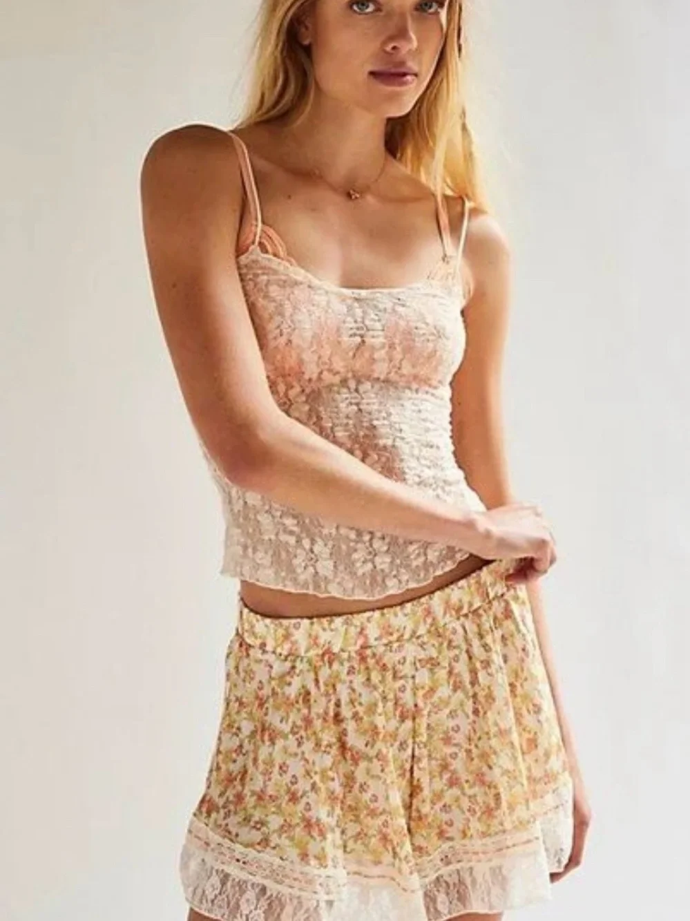 Free people Women's Natural Morning Breeze Shorts Sz M nwot - Picture 5 of 6